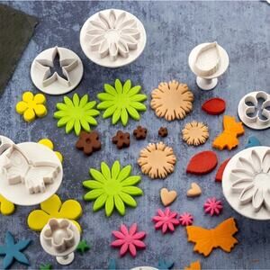 White Flower and Star Cookie Cutters Set 10 Pcs Fondant Cake Decorating Crafting